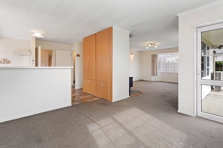 Photo of property in 28 Seadown Crescent, Amberley, 7410