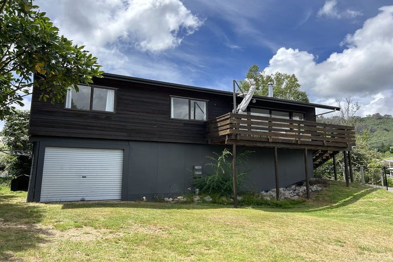 Photo of property in 17 Marina Terrace, Kinloch, Taupo, 3377