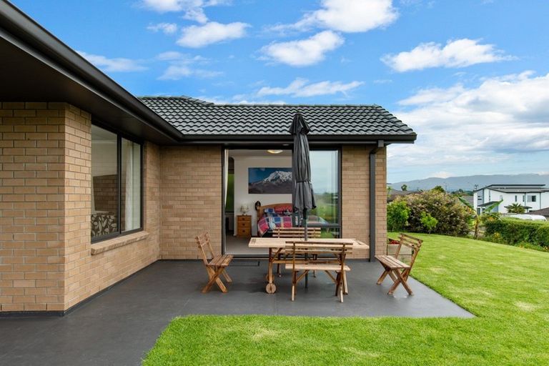 Photo of property in 7 Haden Place, Omokoroa, 3114