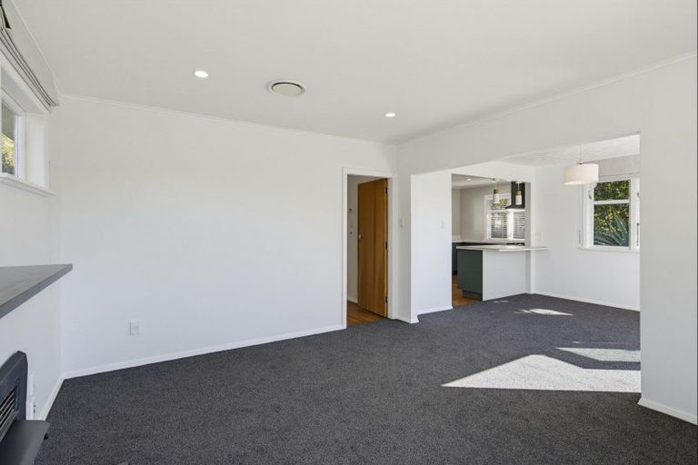 Photo of property in 23 Tui Road, Raumati Beach, Paraparaumu, 5032