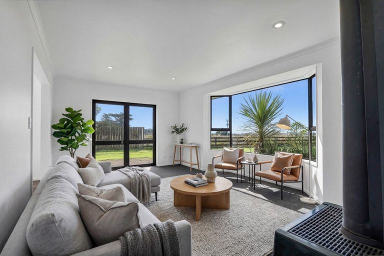 Photo of property in 40 Rona Road, Brixton, Waitara, 4382