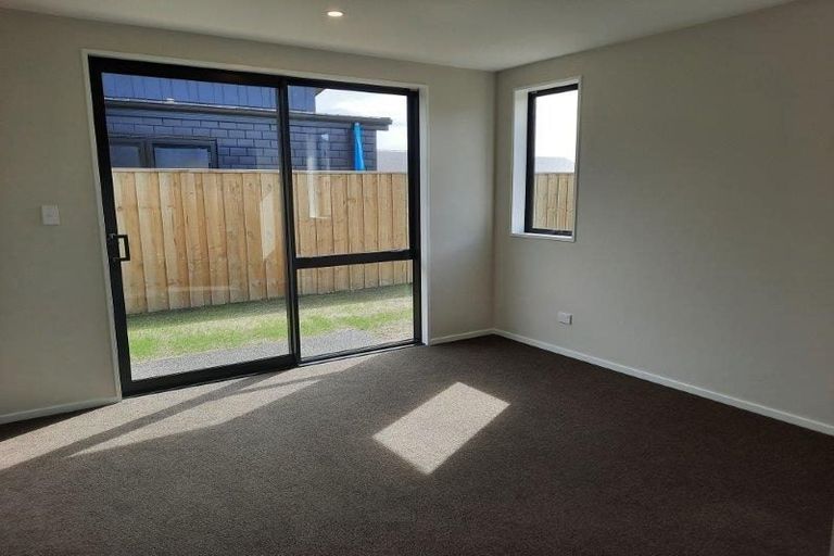 Photo of property in 19 Nathaniel Archer Street, Woodend, 7610