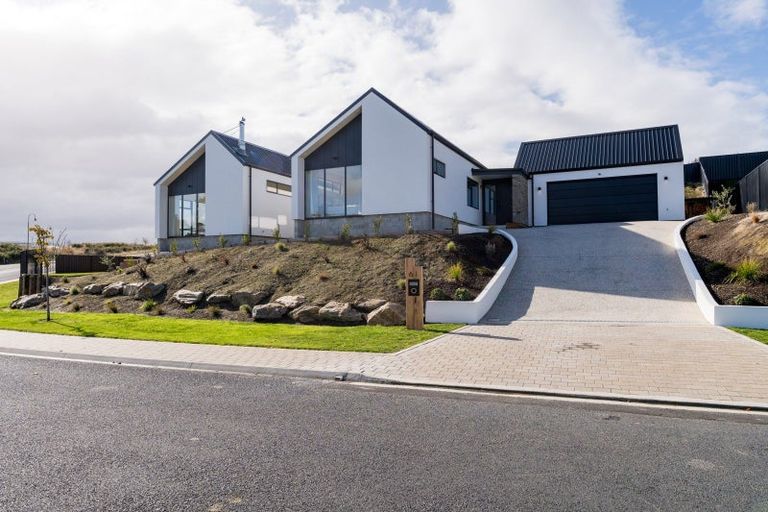 Photo of property in 61 Heathfield Drive, Mosgiel, 9024