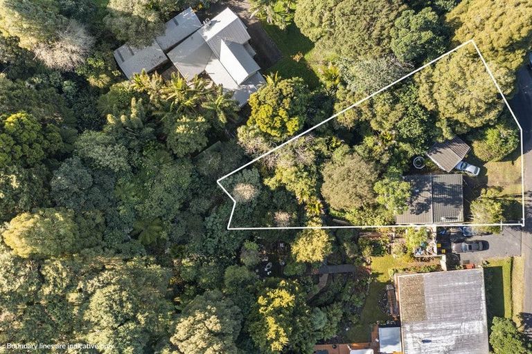 Photo of property in 18 Western Road, Laingholm, Auckland, 0604