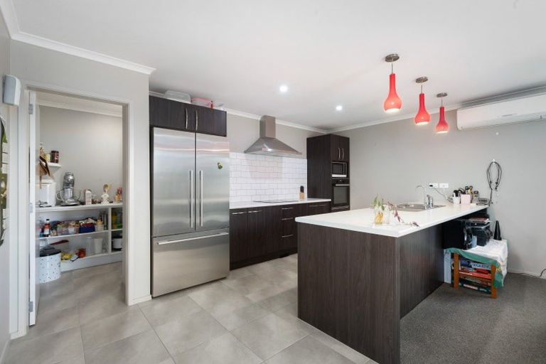 Photo of property in 15 Reel Road, Athenree, Waihi Beach, 3611