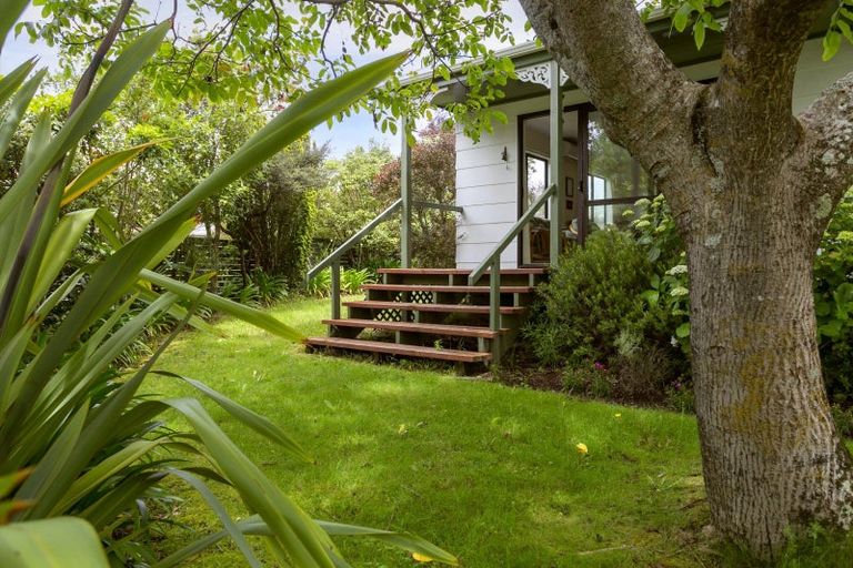 Photo of property in 33 Korimako Road, Waipahihi, Taupo, 3330