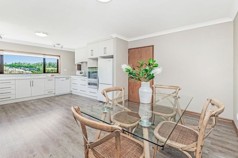 Photo of property in 102 Tricketts Road, West Melton, Christchurch, 7676