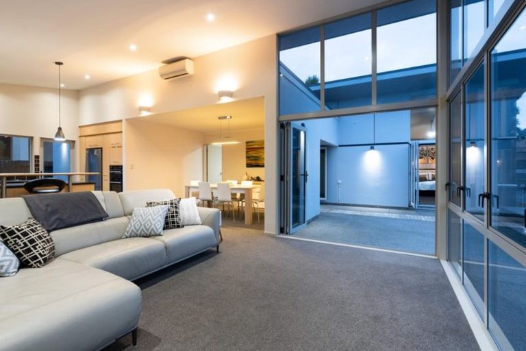 Photo of property in 28 Oreti Crescent, Papamoa Beach, Papamoa, 3118