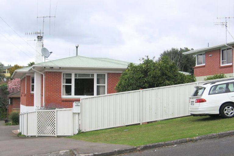 Photo of property in 18 Milton Road, Otumoetai, Tauranga, 3110