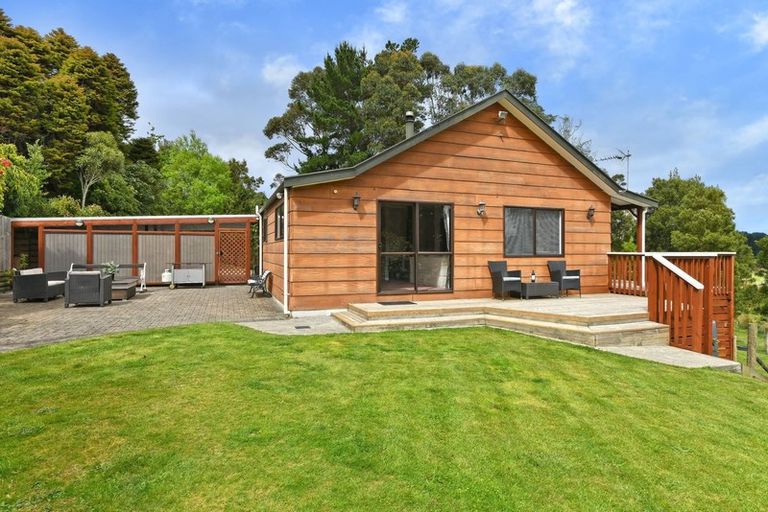 Photo of property in 15 Ashton Warner Way, Whitemans Valley, Upper Hutt, 5371