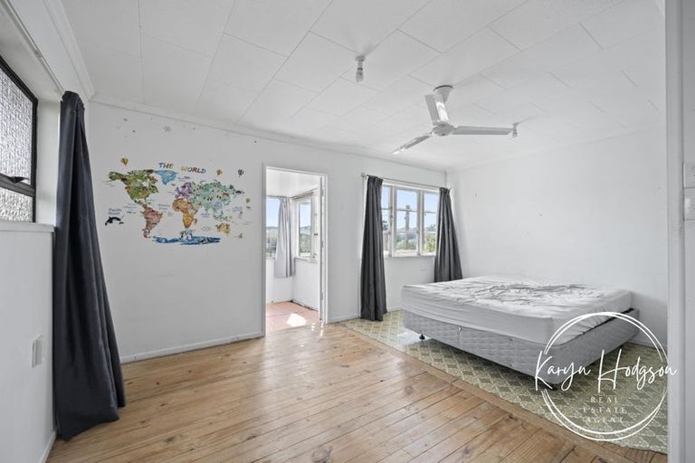 Photo of property in 109 Hurndall Street East, Maungaturoto, 0520