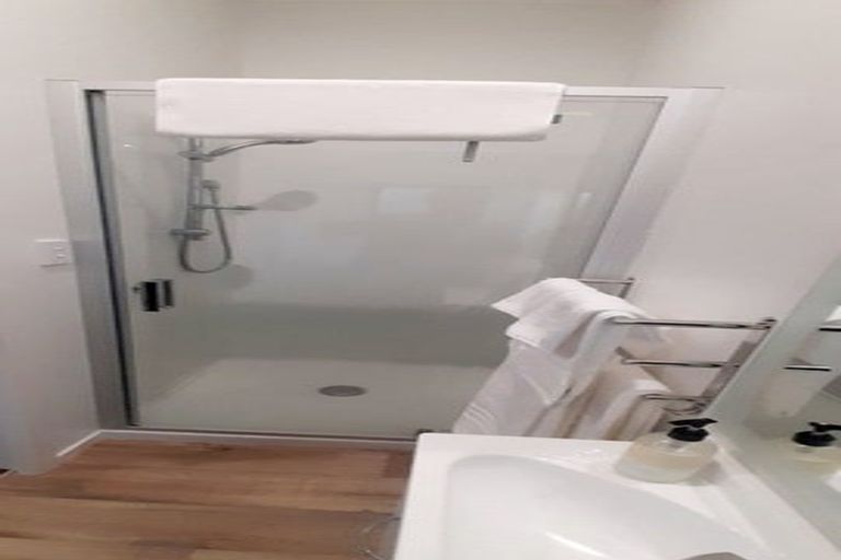 Photo of property in 1 Grace Avenue, Leamington, Cambridge, 3432