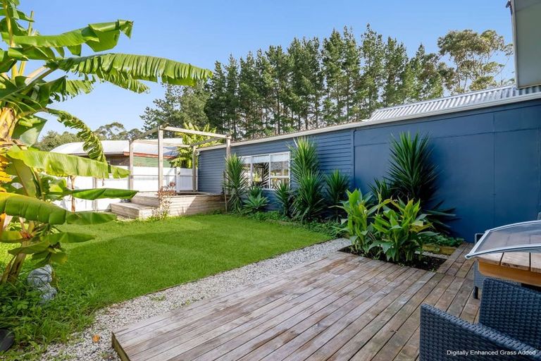Photo of property in 318 Inland Road, Helensville, 0875