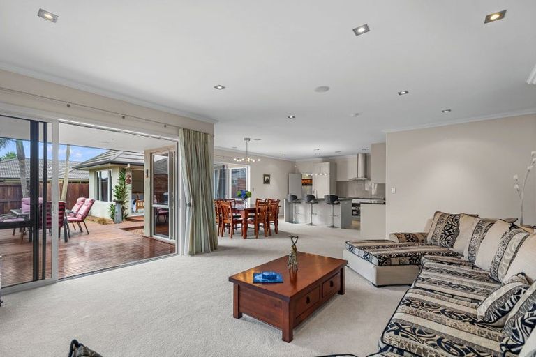 Photo of property in 10 Serena Key, Papamoa Beach, Papamoa, 3118