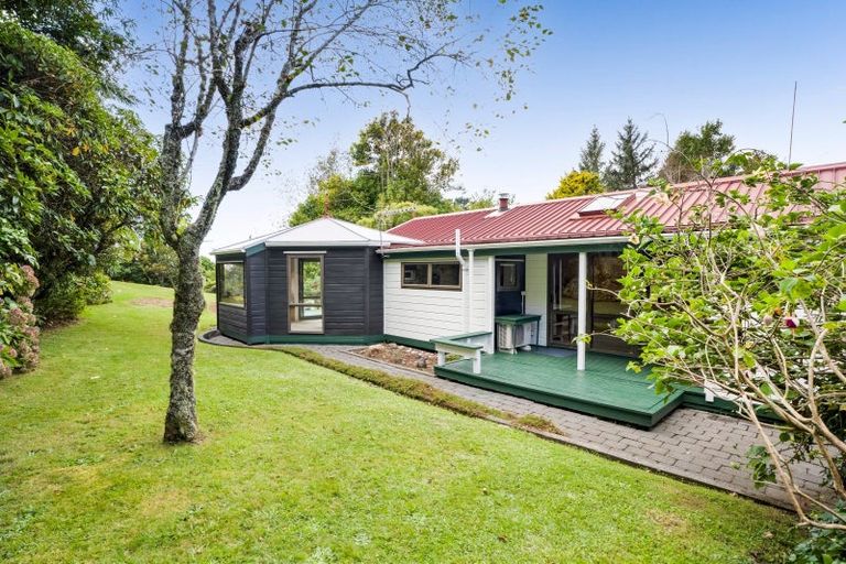 Photo of property in 65 Veale Road, Ridgewood, New Plymouth, 4371