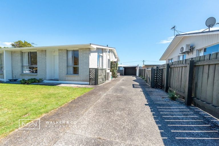 Photo of property in 4 Flavia Grove, Clouston Park, Upper Hutt, 5018