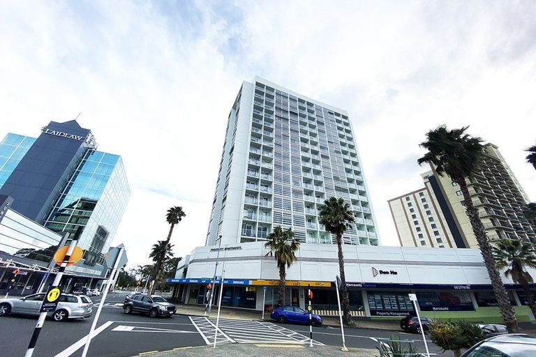 Photo of property in Proximity Apartments, 205/17 Osterley Way, Manukau, Auckland, 2104