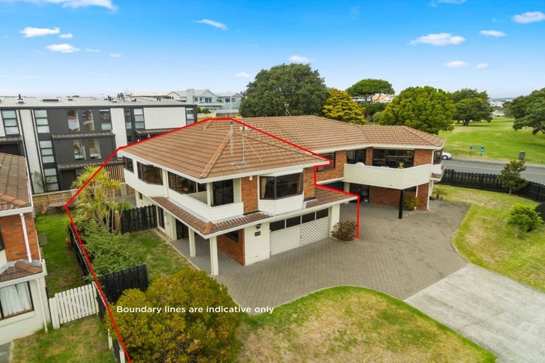Photo of property in 2/49 May Street, Mount Maunganui, 3116