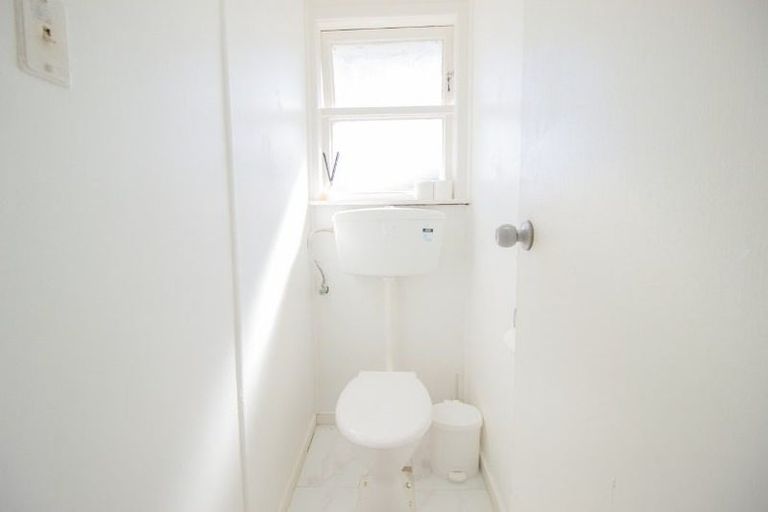 Photo of property in 70 Fisher Crescent, Otara, Auckland, 2023