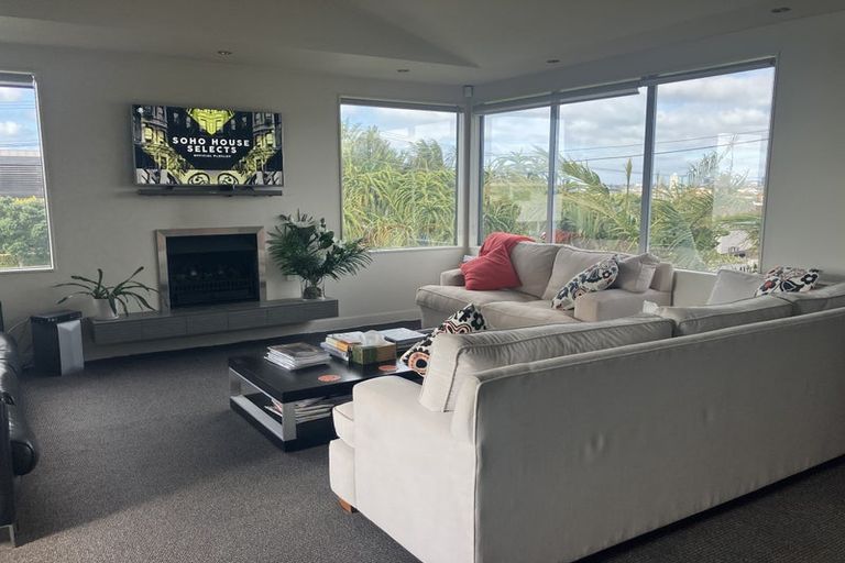 Photo of property in 34 Beach Road, Castor Bay, Auckland, 0620