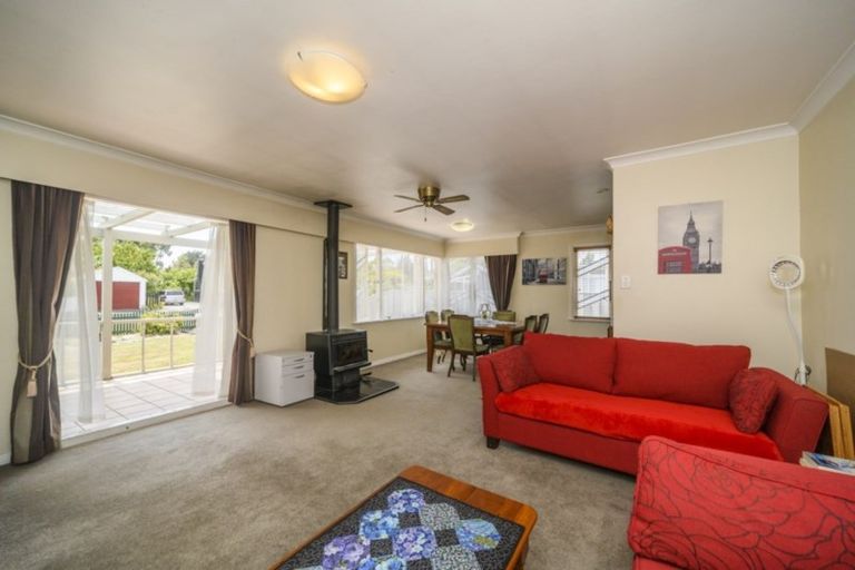 Photo of property in 8 Lambert Street, Marton, 4710