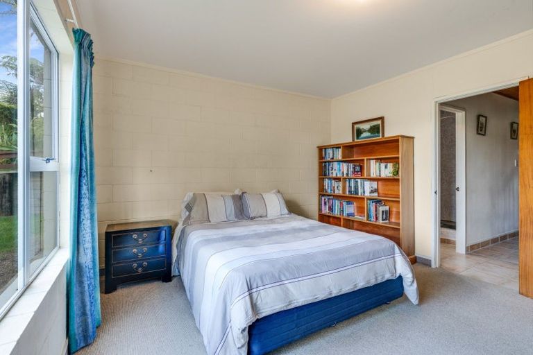 Photo of property in 137 Patuwai Drive, Whangamata, 3620
