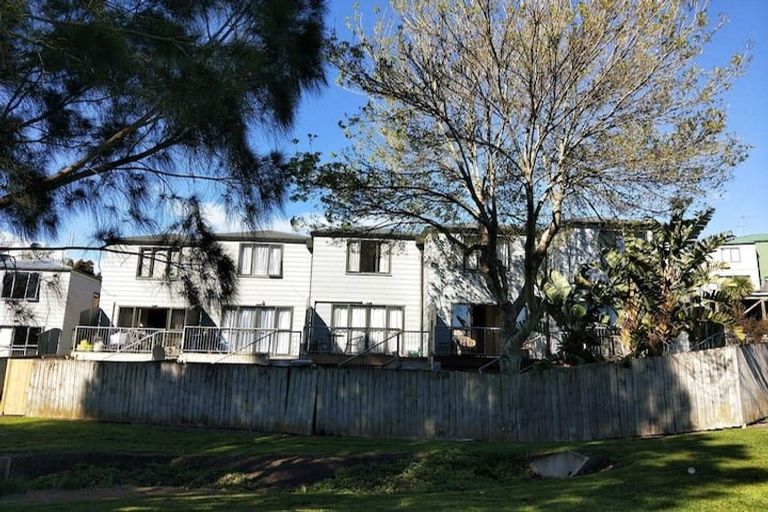 Photo of property in 73 Malaspina Place, Papatoetoe, Auckland, 2025