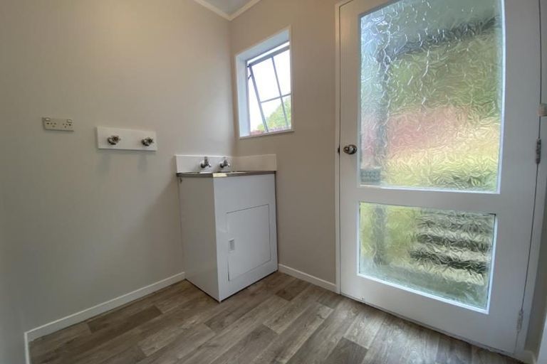 Photo of property in 35 Old Coach Road, Johnsonville, Wellington, 6037