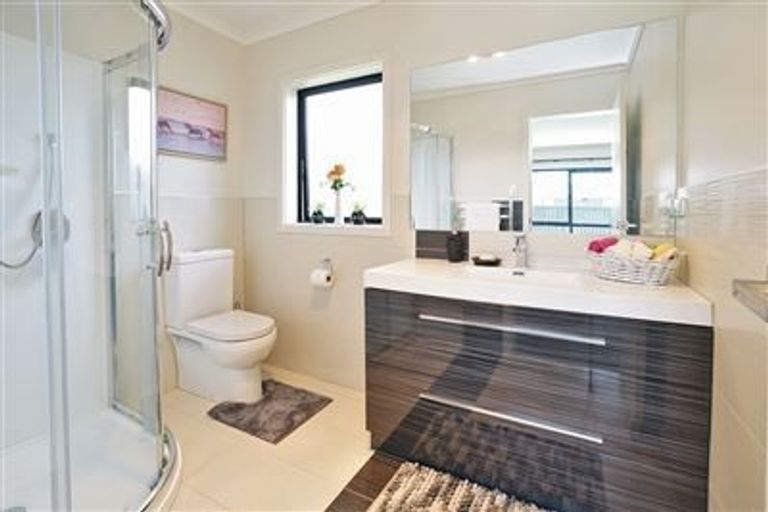 Photo of property in 14 Piwakawaka Court, Rototuna North, Hamilton, 3210