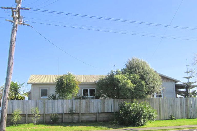 Photo of property in 14 Grenada Street, Mount Maunganui, 3116