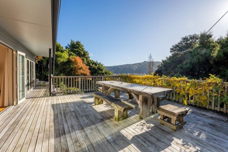Photo of property in 74a Heretaunga Square, Silverstream, Upper Hutt, 5019