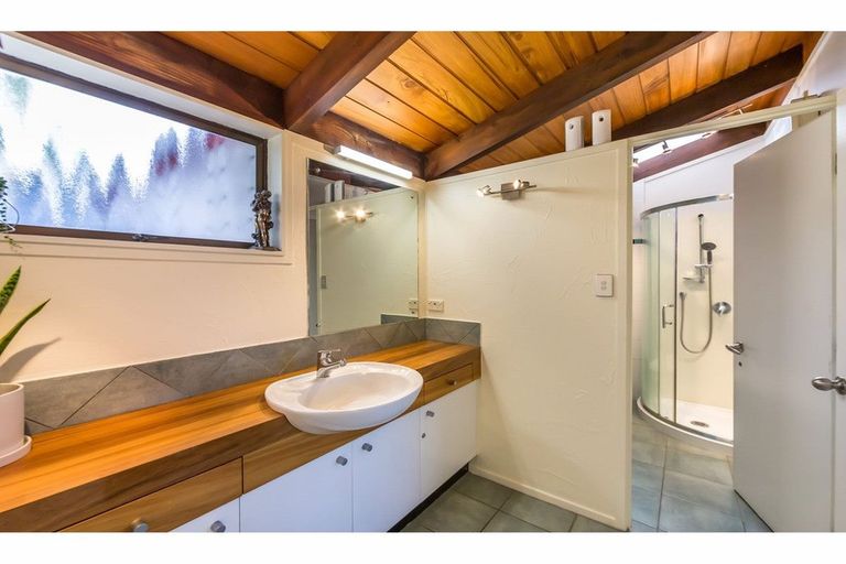 Photo of property in 47 Layton Road, Manly, Whangaparaoa, 0930