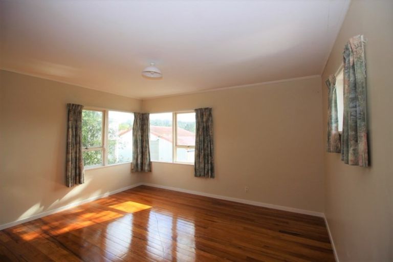 Photo of property in 4 Blanc Road, Silverdale, 0932