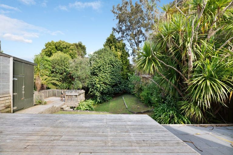 Photo of property in 2/45 Cron Avenue, Te Atatu South, Auckland, 0610