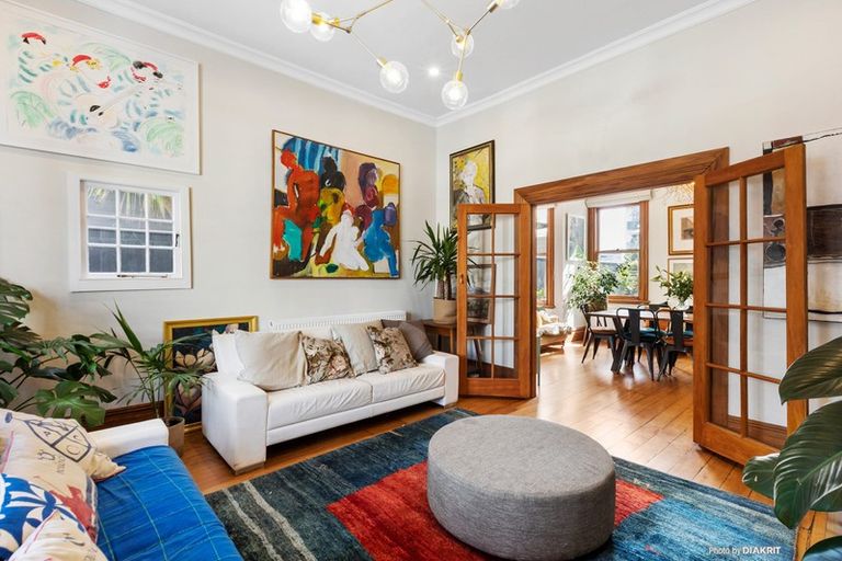 Photo of property in 4 Hobson Street, Thorndon, Wellington, 6011