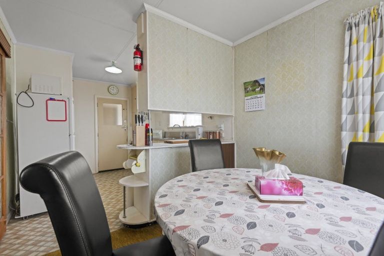 Photo of property in 12 Marriner Street, Highbury, Palmerston North, 4412