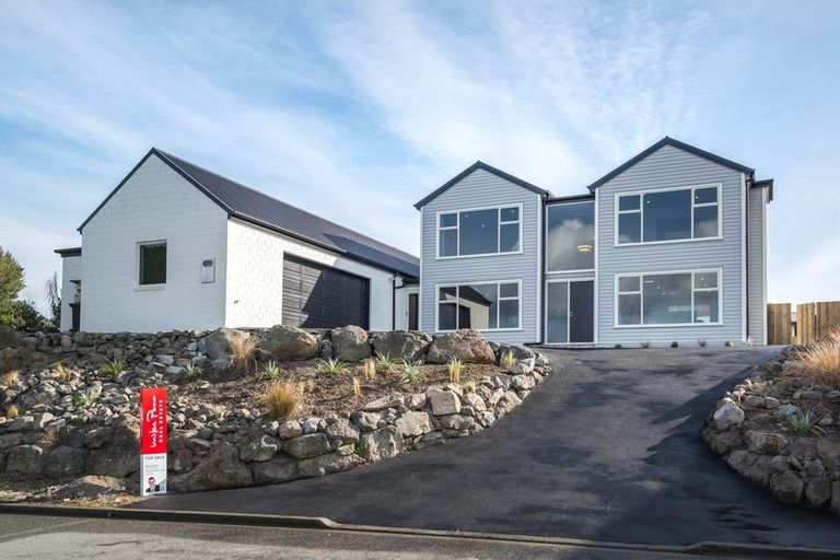 Photo of property in 94 Glenstrae Road, Redcliffs, Christchurch, 8081