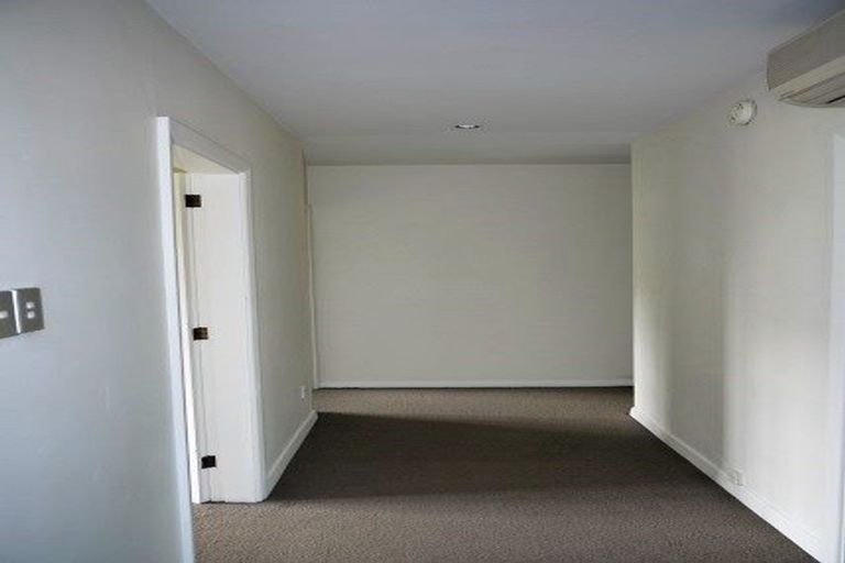 Photo of property in 52 Ilam Road, Upper Riccarton, Christchurch, 8041