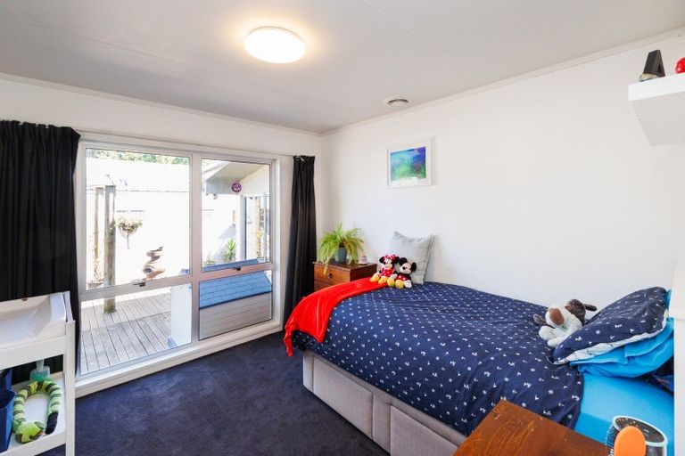 Photo of property in 29 Stillwater Place, Westbrook, Palmerston North, 4412