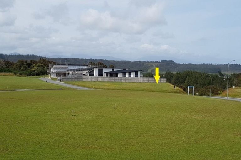 Photo of property in 10 Racecourse Terrace Rise, Hokitika, 7882