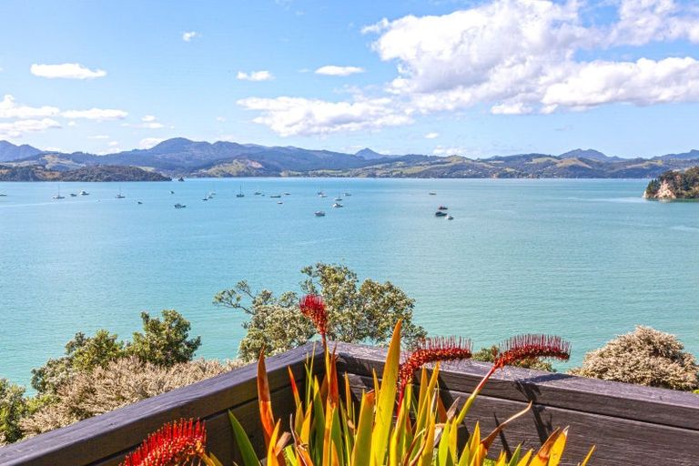 Photo of property in 1695 Wyuna Bay Road, Wyuna Bay, Coromandel, 3581