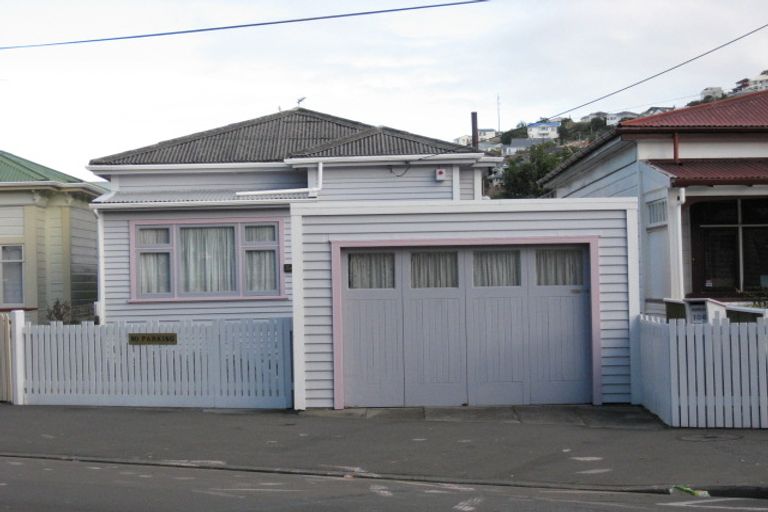 Photo of property in 106 Kilbirnie Crescent, Kilbirnie, Wellington, 6022