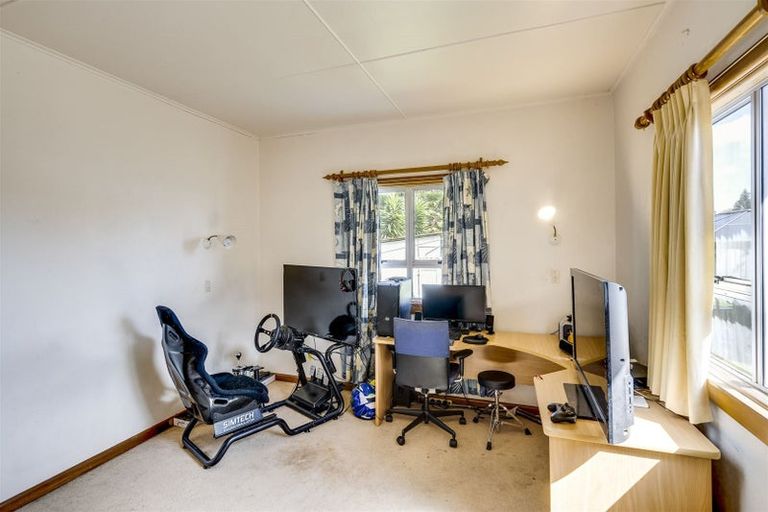 Photo of property in 227 Mayfair Avenue, Mayfair, Hastings, 4122