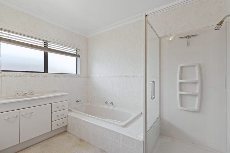 Photo of property in 60 Lydbrook Place, Otumoetai, Tauranga, 3110