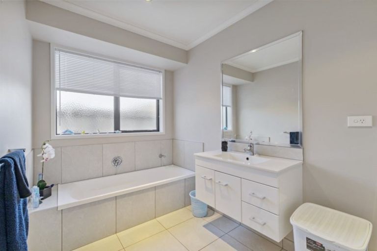 Photo of property in 238 Grandview Road, Western Heights, Hamilton, 3200