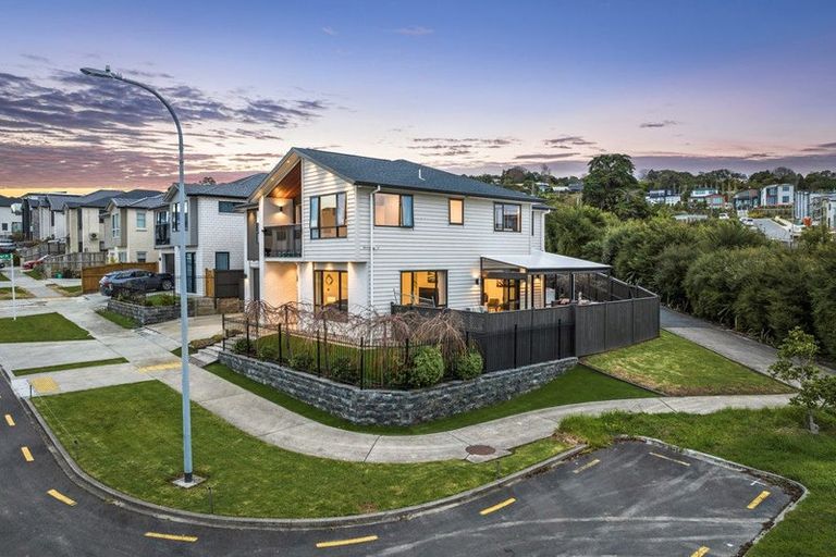 Photo of property in 25 Lime Hill Rise, Flat Bush, Auckland, 2019