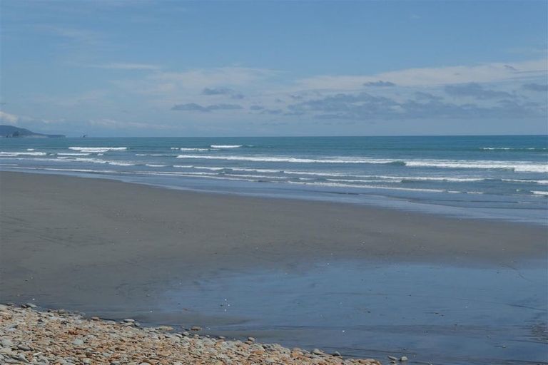 Photo of property in 12a Cargills Road, Barrytown, Runanga, 7873