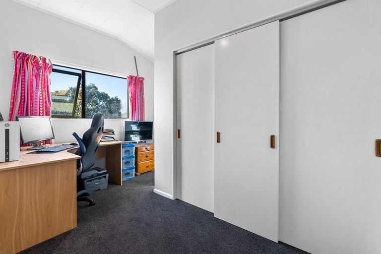 Photo of property in 10 Dillon Drive, Bell Block, New Plymouth, 4312