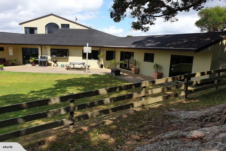 Photo of property in 987 Hibiscus Coast Highway, Waiwera, Orewa, 0994