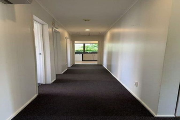 Photo of property in 37 Flower Street, Bryndwr, Christchurch, 8053